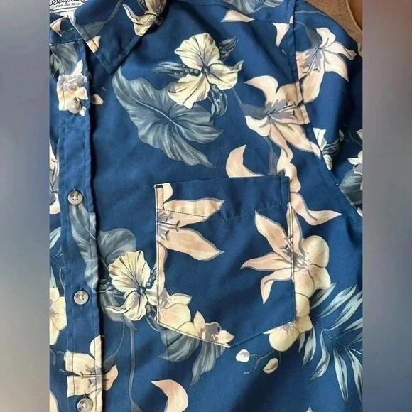 Island Classics Seapointe Collared Button Up Hawaiian Shirt Medium - Picture 4 of 9